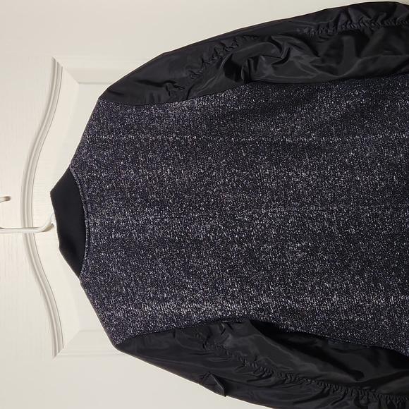 Details Intl Women's M full zip jacket - Picture 6 of 12